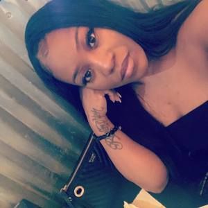 Meet your Posher, Cara